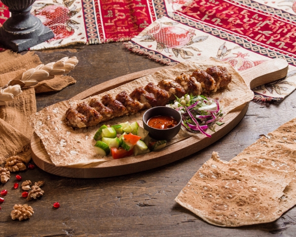 Люля-кебаб из говядины с сыром/shop/lyulja-kebab